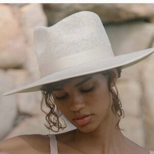 Lack of Color Carlo Rancher